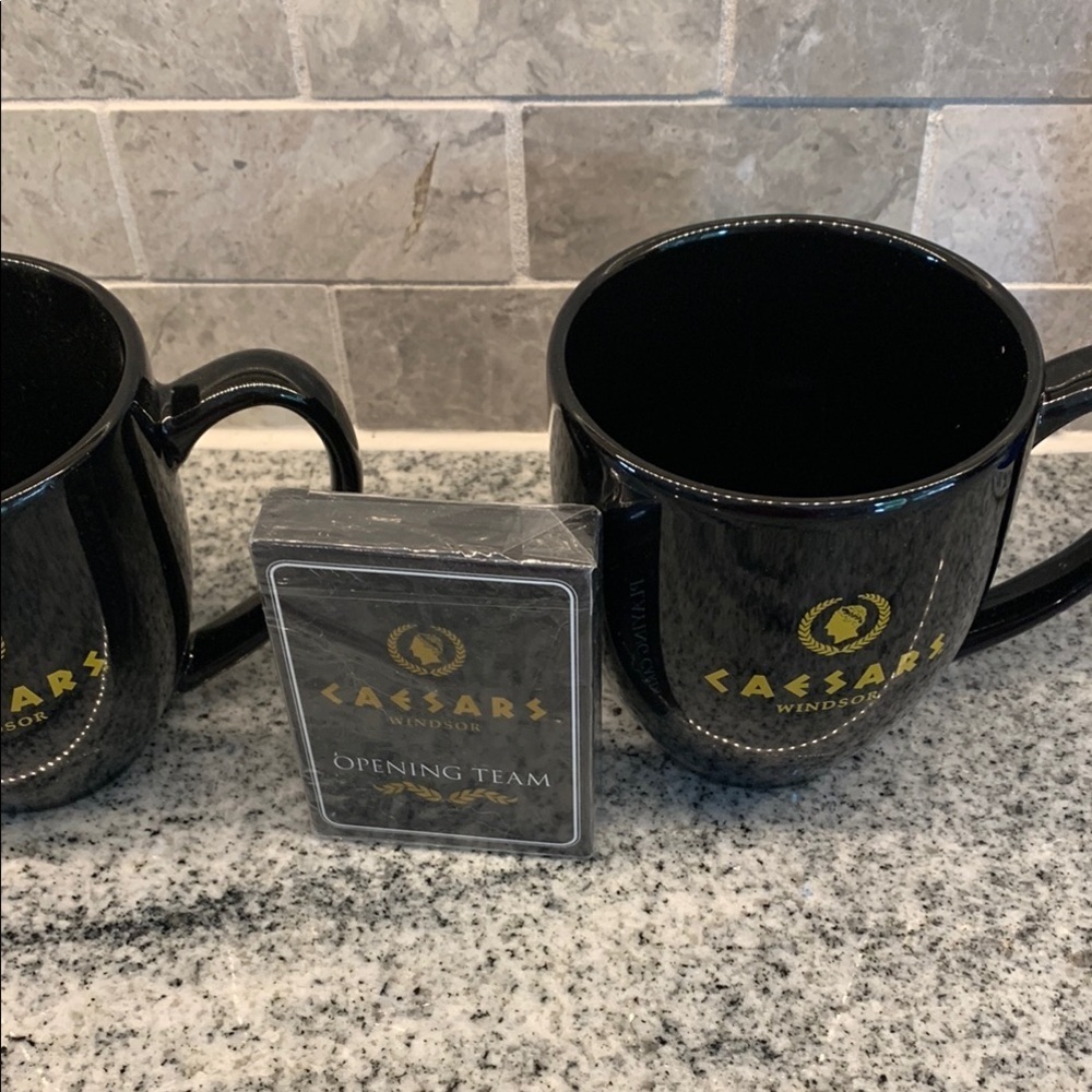 Caesars Windsor Black Mugs Set with playing cards. B6 - Picture 2 of 7